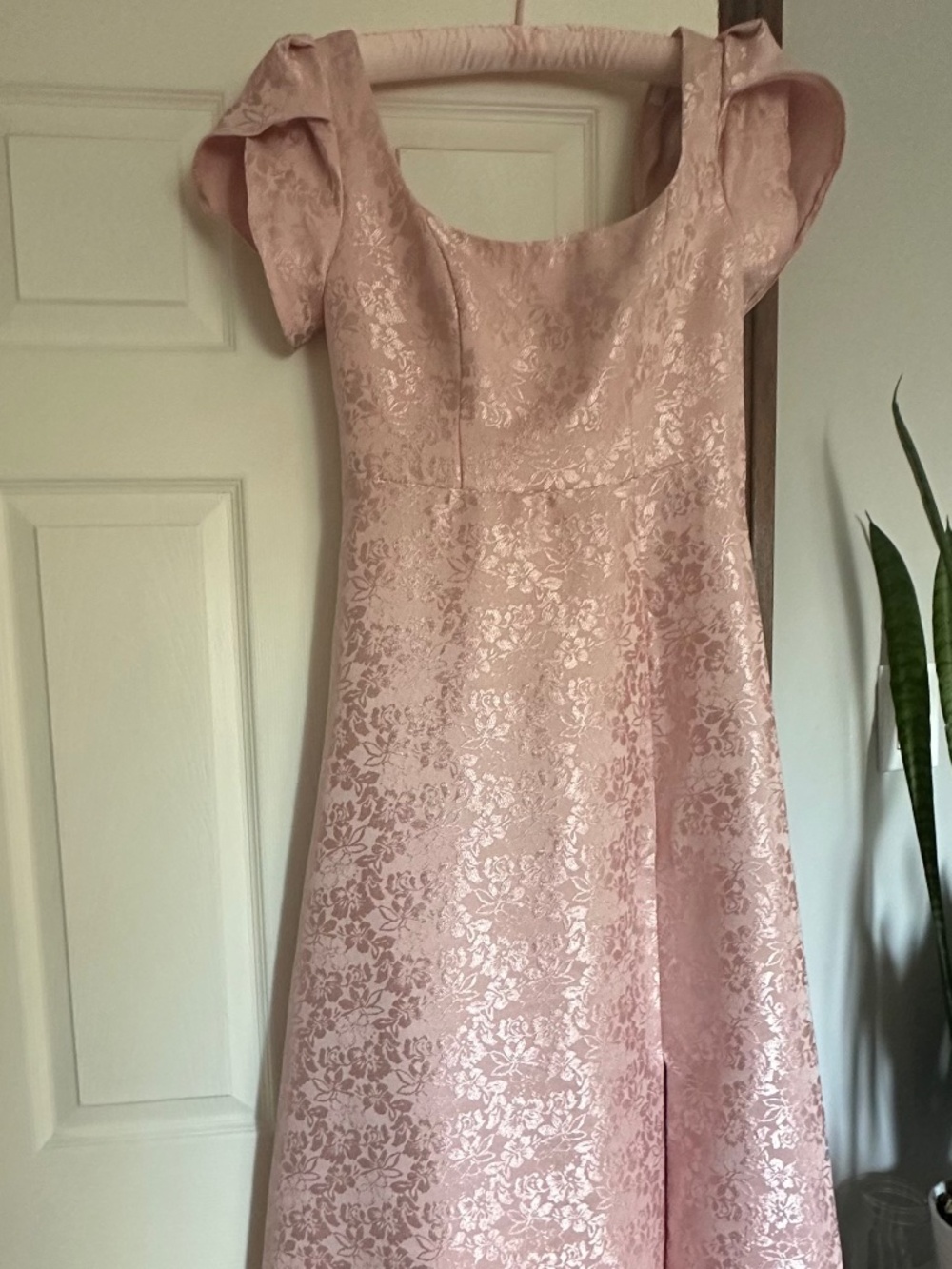 Azazie pink dress